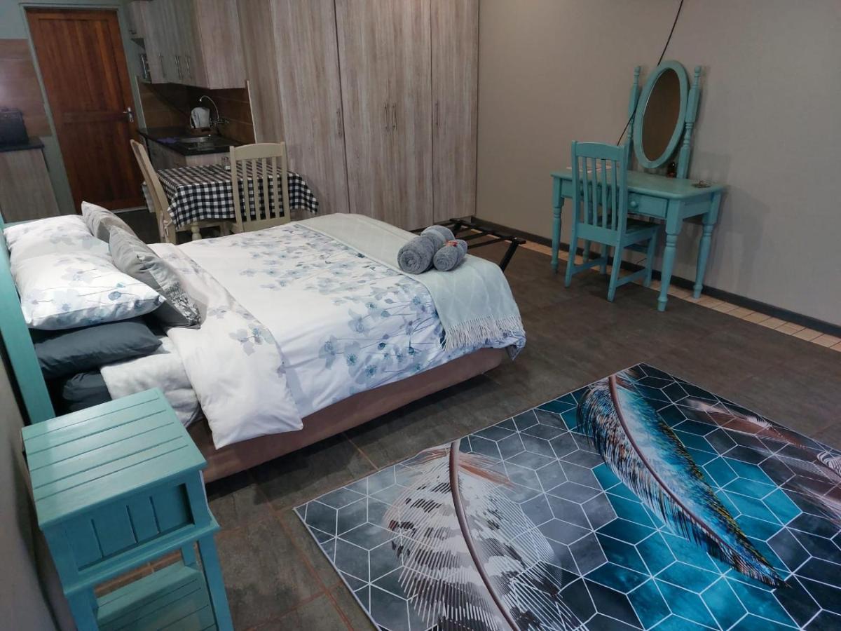 Wisteria Lane Guesthouse Postmasburg Екстер'єр фото