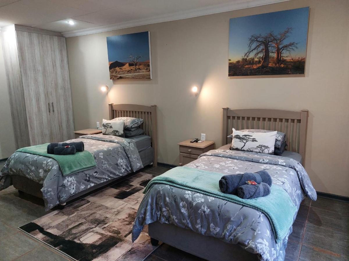 Wisteria Lane Guesthouse Postmasburg Екстер'єр фото