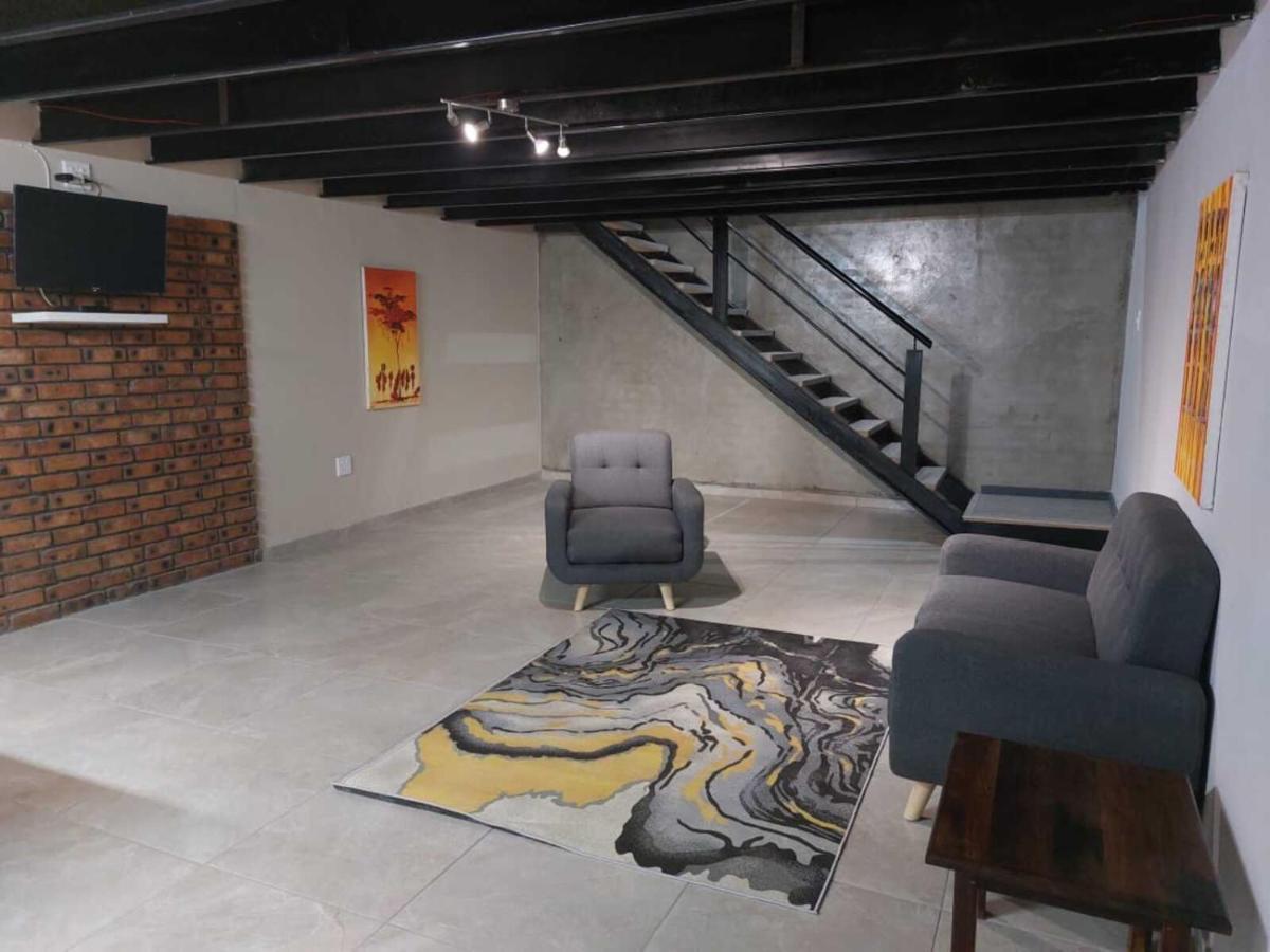 Wisteria Lane Guesthouse Postmasburg Екстер'єр фото