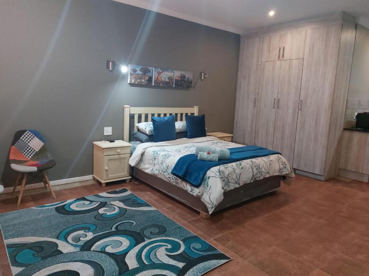 Wisteria Lane Guesthouse Postmasburg Екстер'єр фото